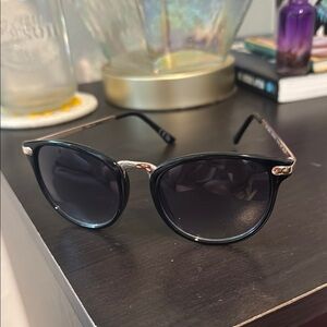Steve Madden sunglasses